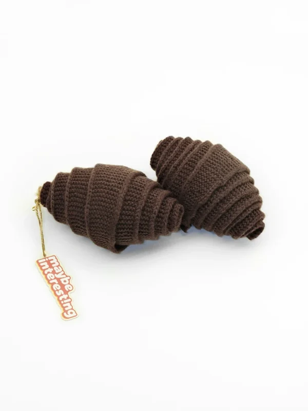 Croissant-shaped bandana scarf in wool for women and Gen-Z fashion