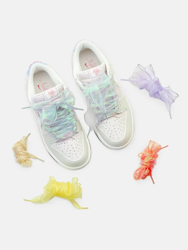 Iridescent pearl organza laces on low sneakers with colors
